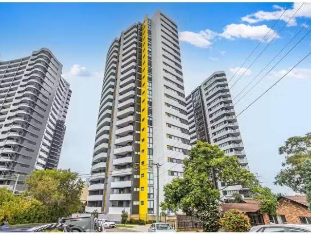 Just in! 2 BR 2207/9 Gay Street, CASTLE HILL Apartment for ren.