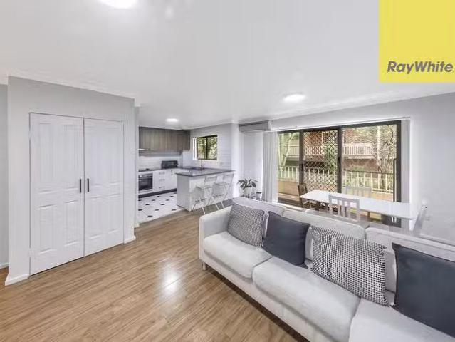 Cozy 2 BR 2/20 Lennox Street, Parramatta, NSW 2150