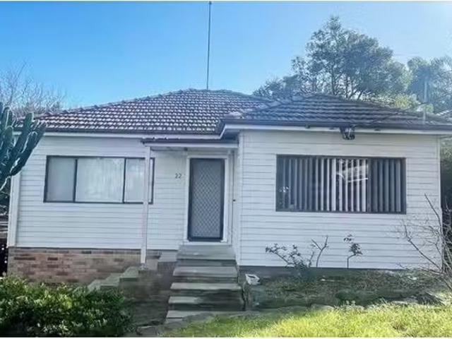 Deal! 2 BR 22 Barney Street, North Parramatta House for rent.