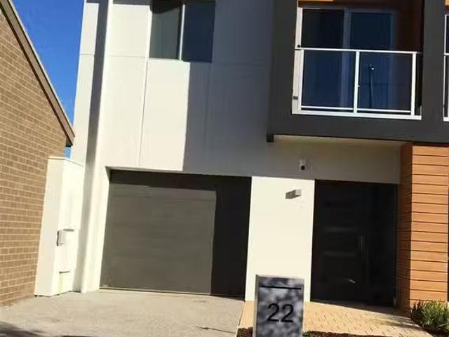 Cheap 2 BR 22 Lawton Crescent, WOODVILLE WEST, SA 5011 Townh.