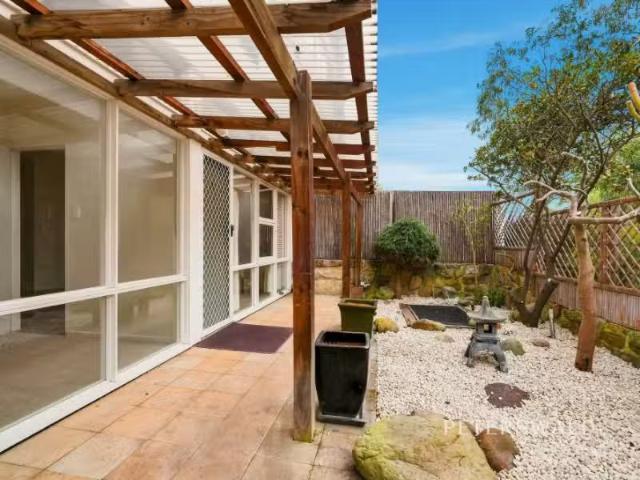 Nice 2 BR 2/3A Montagu St, Mount Stuart Apartment for rent Li.