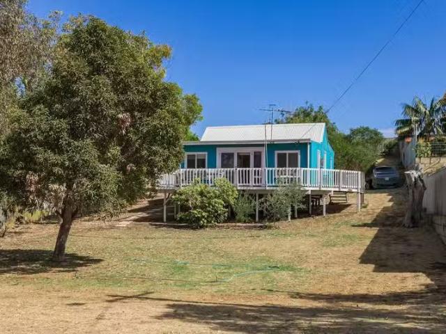Nice 2 BR 26 Cooranga Road, FALCON, WA 6210 House for Rent