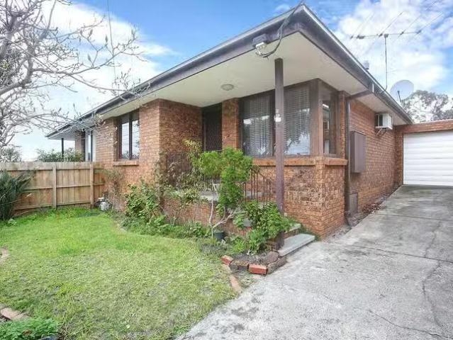 Rental! 2 BR 2B Dennis Street, Highett, VIC 3190