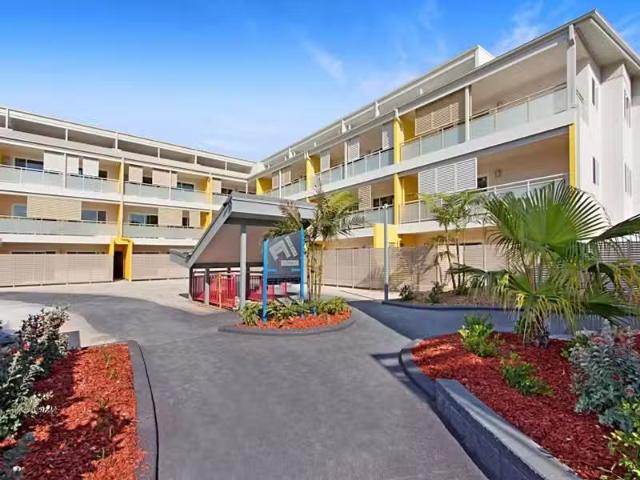 Rental! 2 BR 30/46 Mulgoa Road, Penrith Apartment for rent Li.