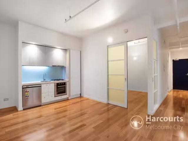 For Rent! 2 BR 406/422 Collins Street, MELBOURNE, VIC 3000 A.