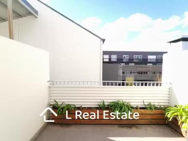 Deal! 2 BR 41/108 Union Street, Brunswick, VIC 3056