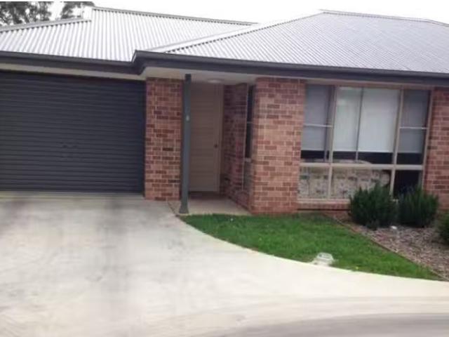 New 2 BR 4/26 Solomon Avenue, ARMIDALE Apartment for rent Lis.