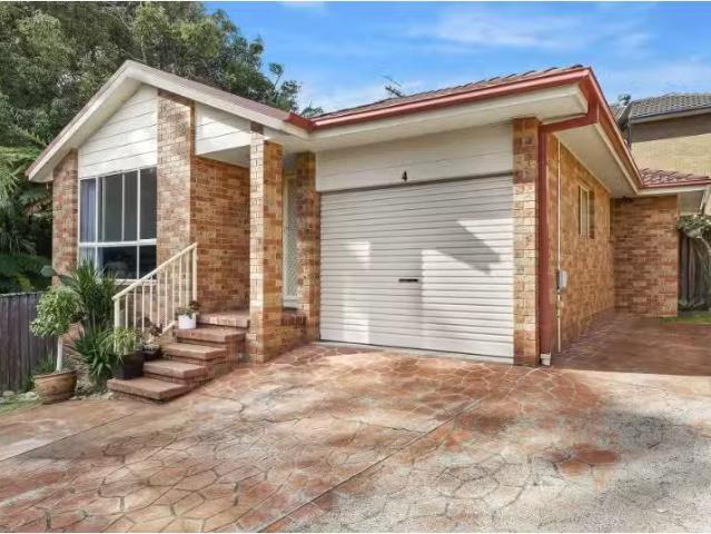 Cheap 2 BR 4/28 Anzac Road, Long Jetty Townhouse for rent Lis.