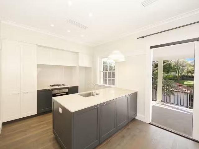 New 2 BR 4/2 Clanalpine Street, Mosman Apartment for rent Lis.