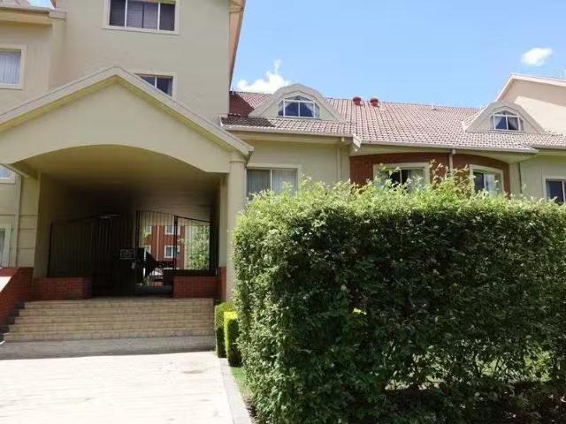 Charming 2 BR 44/7 Empire Circuit, FORREST Apartment for rent.