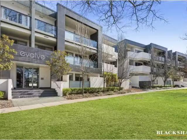 Nice 2 BR 45/14 New South Wales Crescent, Forrest Apartment fo.
