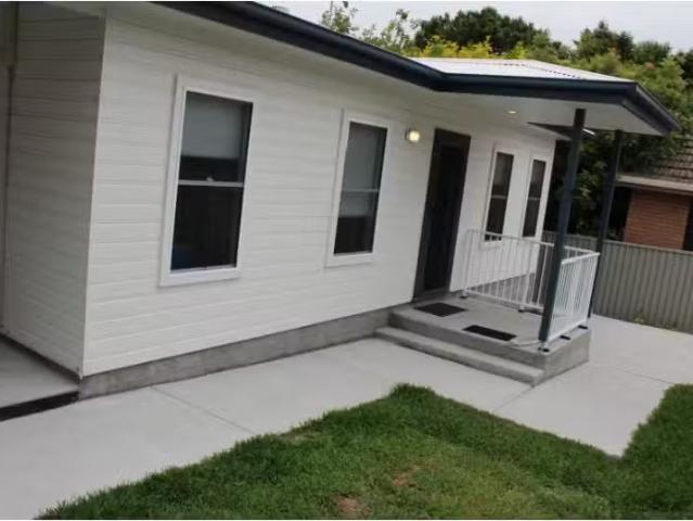 For Rent! 2 BR 49a Gilbert Street, LONG JETTY House for rent.
