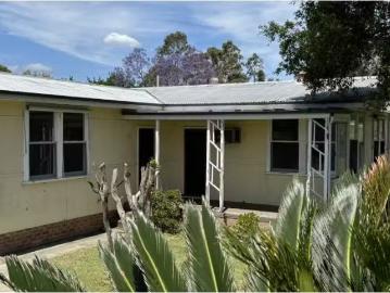 Cozy 2 BR 50 Mary Street, Dungog House for rent Listed by Jem.