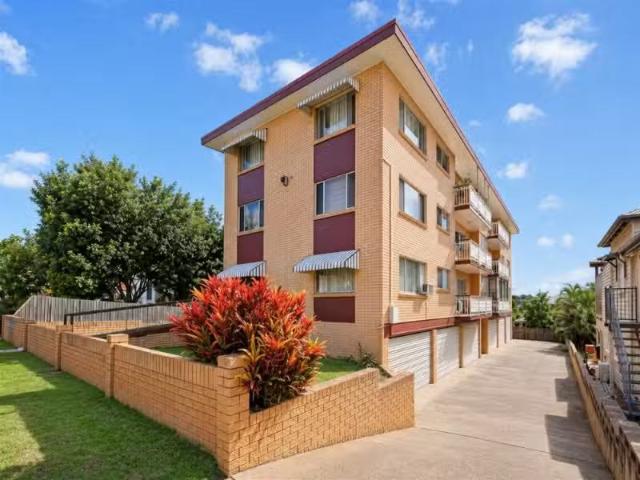 Nice 2 BR 5/15 Rialto Street, COORPAROO Apartment for rent Li.