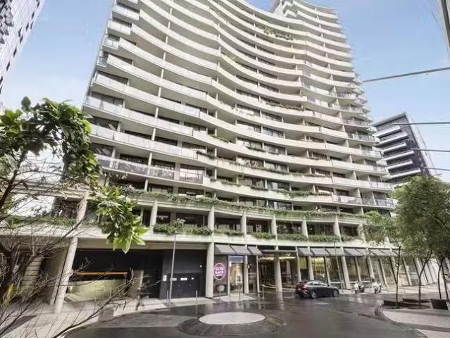 Unique 2 BR 525/8 Daly Street, South Yarra, VIC 3141
