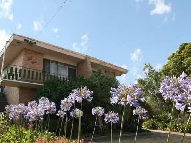 For Rent! 2 BR 5/296 Warrigal Road, Glen Iris, VIC 3146