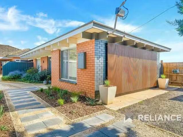 Nice 2 BR 550 Diggers Road, Werribee South, VIC 3030