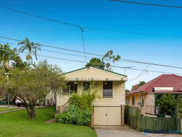 Just in! 2 BR 58 Valetta Street, MANLY, QLD 4179 House for R.