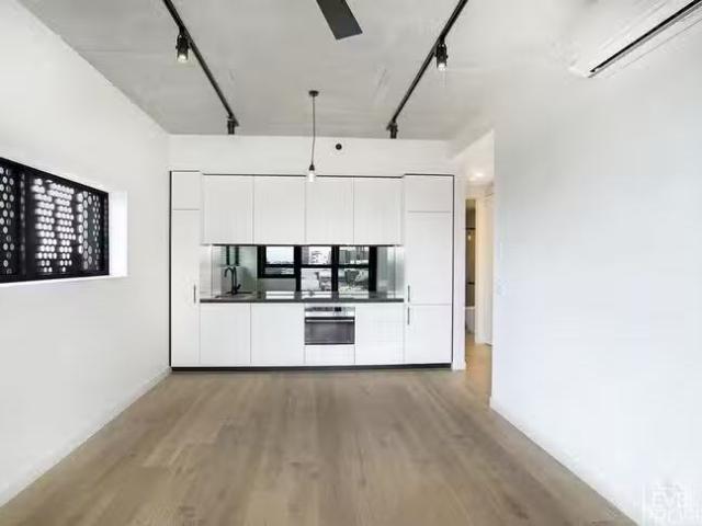 Nice 2 BR 605/1 3 Railway Place, Cremorne, VIC 3121
