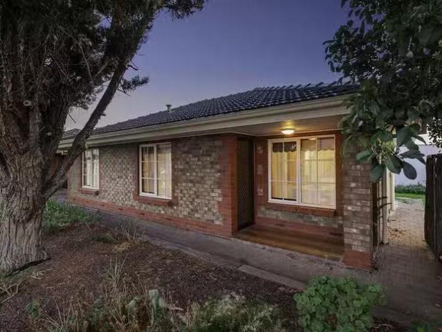 Rental! 2 BR 605 Marion Road, South Plympton, SA 5038