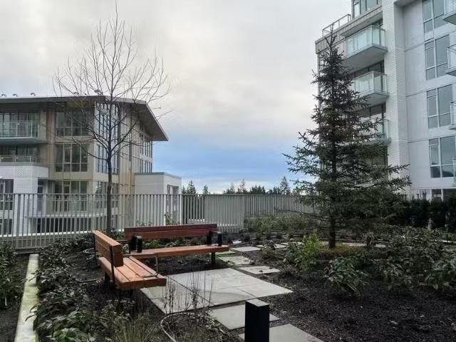 Unique 2 BR 60334821 1499 Emery Pl #104