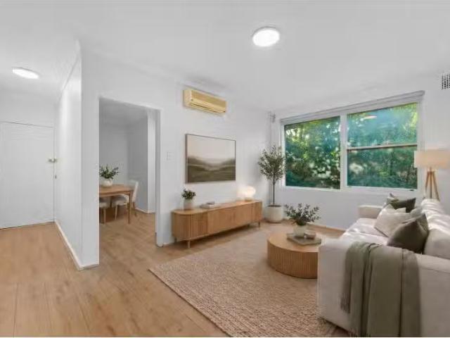 For Rent! 2 BR 6/10 Denman Avenue, WILEY PARK Apartment for re.