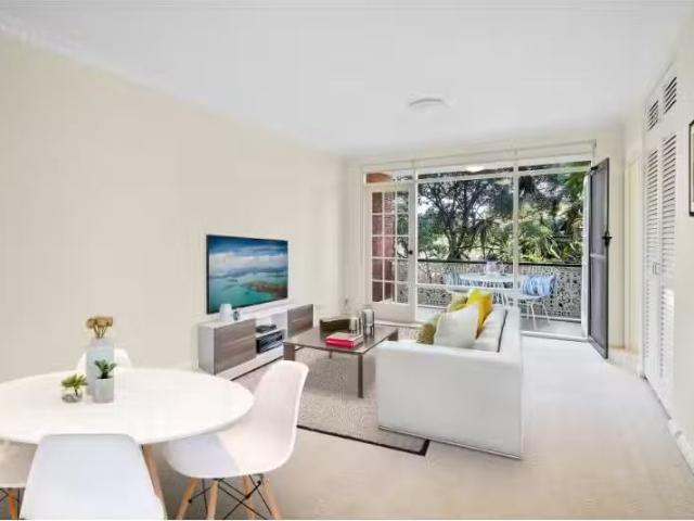 Cheap 2 BR 6/49 Shirley Road, Wollstonecraft Apartment for ren.