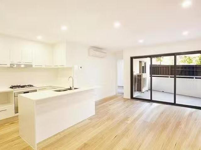 Deal! 2 BR 7/13 Fenton Street, Fairfield, QLD 4103