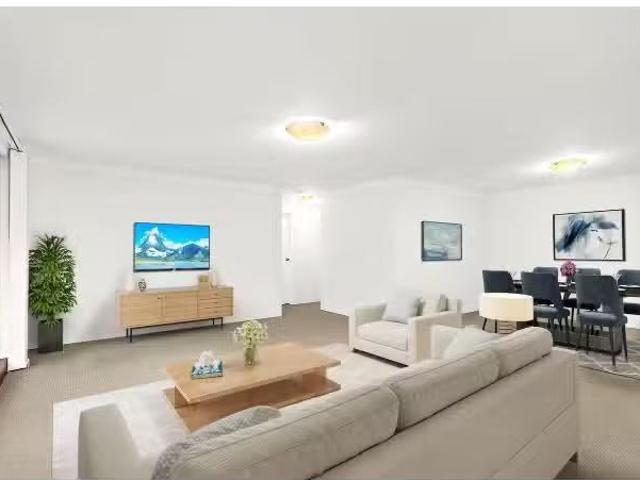 Charming 2 BR 7/200 Willarong Road, Caringbah Apartment for re.