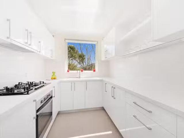 Nice 2 BR 9/42 Avoca Street, Randwick, NSW 2031