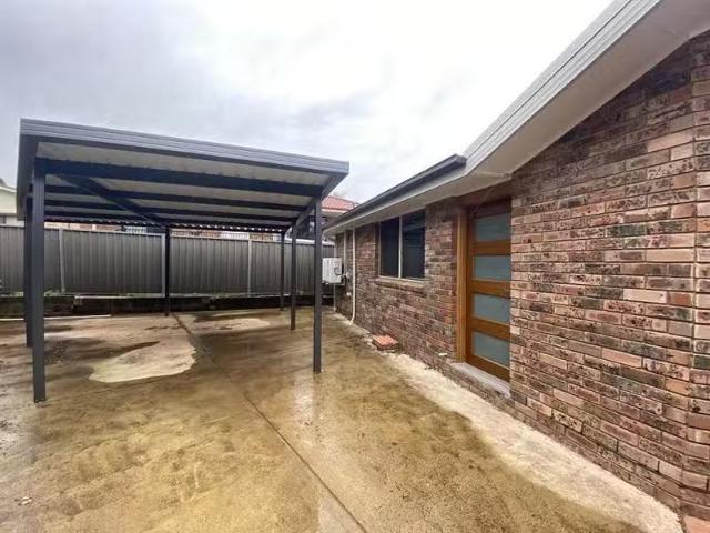 Nice 2 BR 9a Bramble Place, MACQUARIE FIELDS House for rent L.
