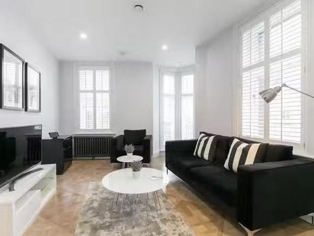 Deal! 2 BR Coventry Street