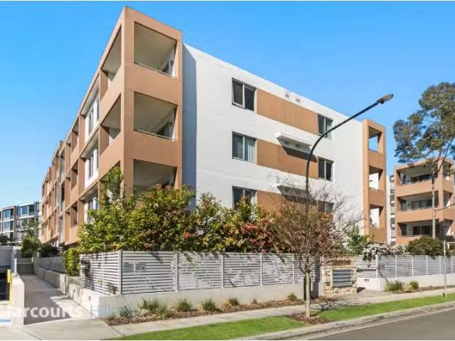 Nice 2 BR B105/12 Hermes Avenue, ROUSE HILL Apartment for rent.