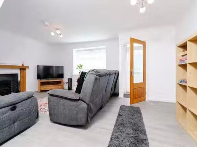 Nice 2 BR Gilfach Cynon