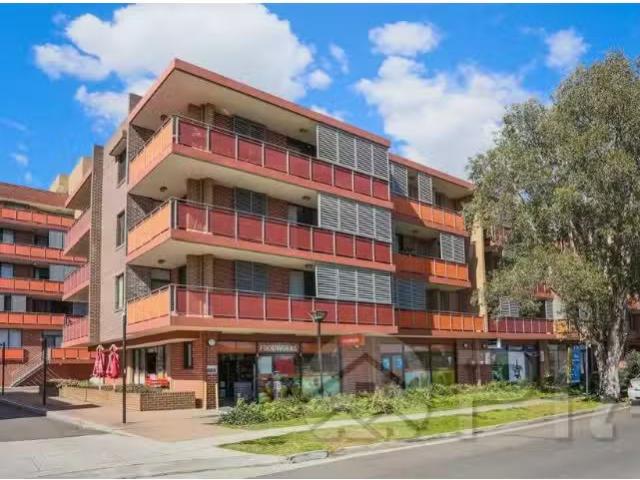 Charming 2 BR E403/27 29 George St, North Strathfield Apartmen.