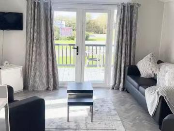 Cozy 2 BR Marnham Road
