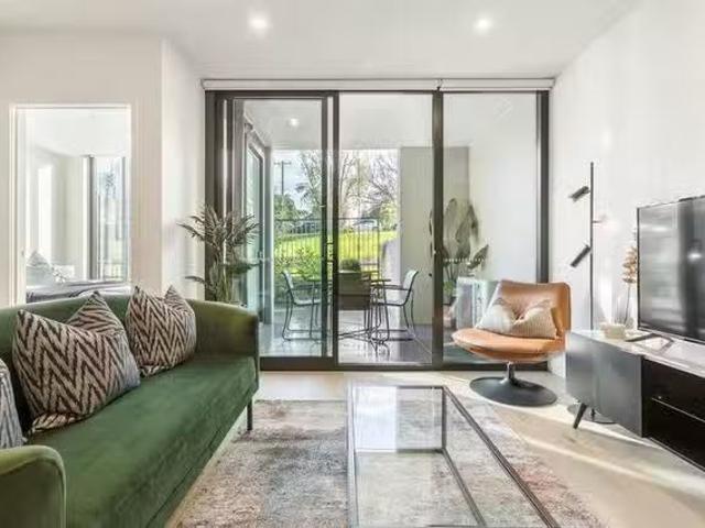 For Rent! 2 BR Martin Street