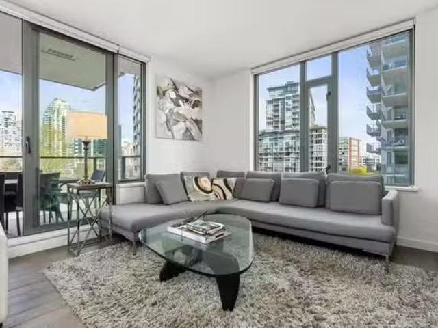 Cheap 2 BR Pullman Porter Street
