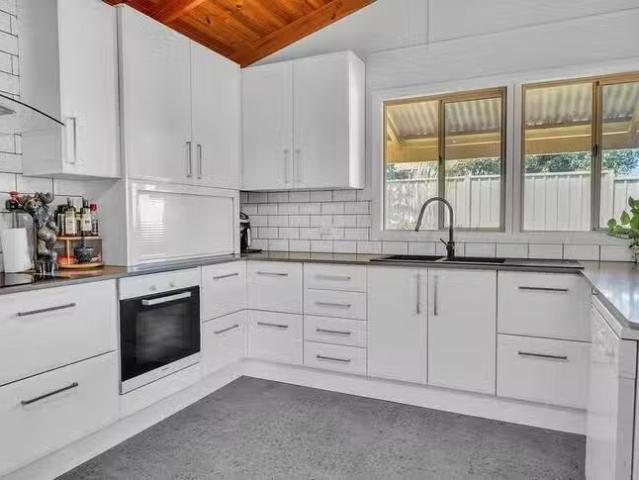Deal! 2 Hendy Street, Port Denison, WA 6525