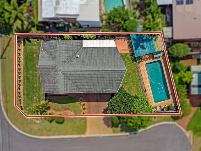 Cheap 2 Sand Street, Ormiston, QLD 4160
