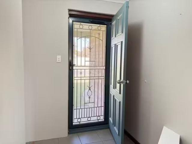 Nice 2 Spyglass Court, SAFETY BAY, WA 6169 House for Rent
