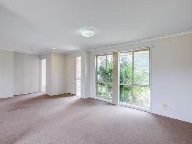 Unique 2 Panjang Court, TANAH MERAH, QLD 4128 House for Rent