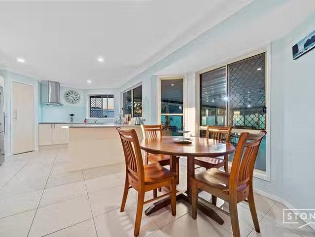 Cozy 2 Paroo Court, Eagleby, QLD 4207