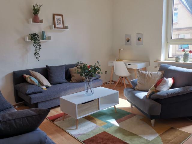 Nice 2 room apartment with balcony and large bathroom in a quiet street, Dortmund Amsterdam Apartments for Rent