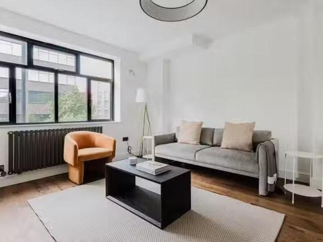Deal! 2 Rooms Henriques Street, Whitechapel 2 Bedroom 1 Bath