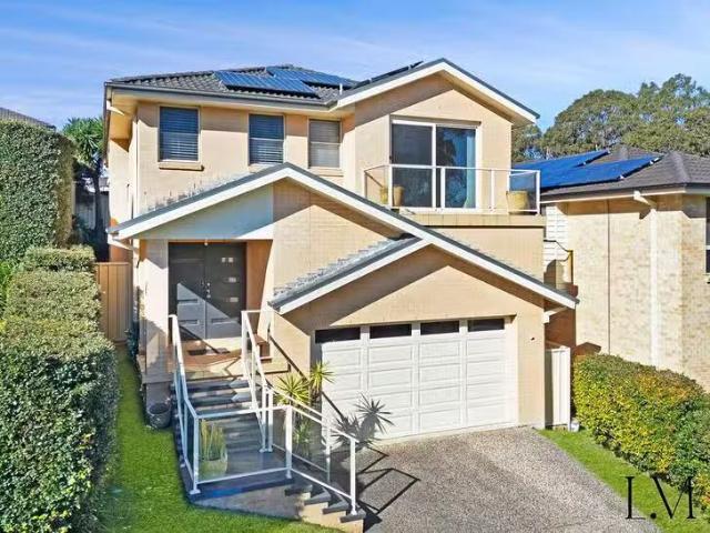 Just in! 2 Toscana Close, Garden Suburb, NSW 2289