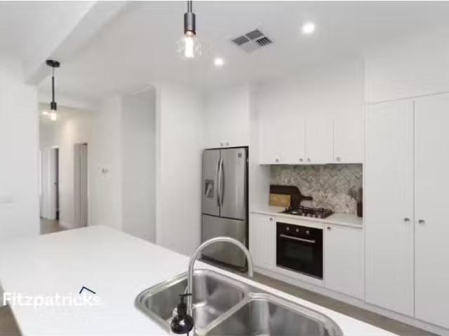 Nice 2 Tucker Street, Turvey Park House for rent Listed by Re.
