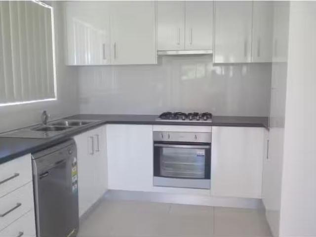 Cheap 2a Cheryl Place, Plumpton House for rent Listed by Elit.