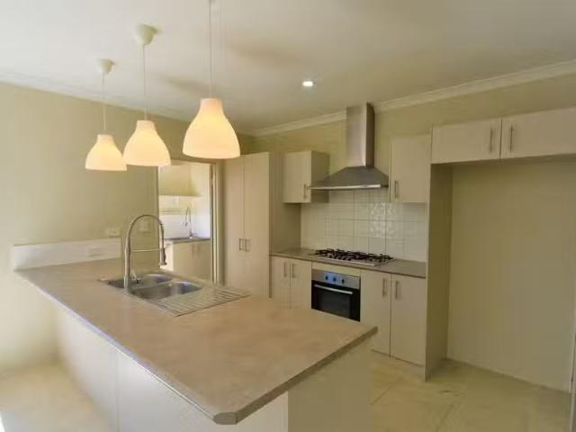 Cheap 2b Koorooda Road, NOLLAMARA, WA 6061 House for Rent