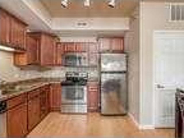 Nice 2Bed 2Bath Available Now $1375 Per Mo